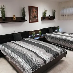 Wigwam Apartman