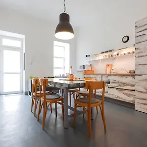 Modern Stylish 2 Bedroom Apartman